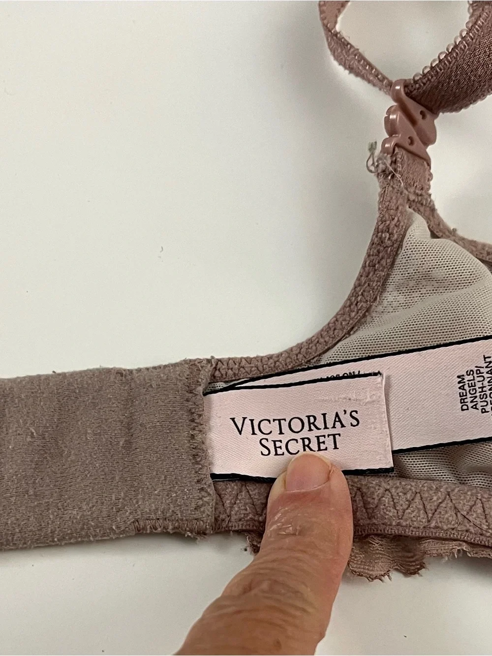Victoria's Secret Pink Lace-Accent Cream Push-Up Bra 32DD